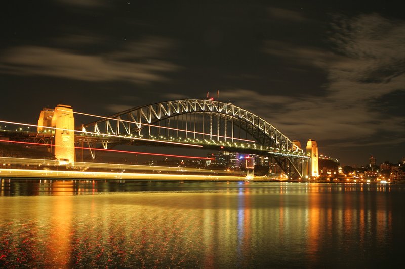Sydney Harbour Bridge - Photo 1